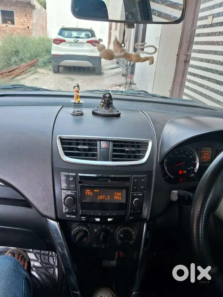 Maruti Suzuki Swift 2017 Cng & Hybrids 96250 Km Driven