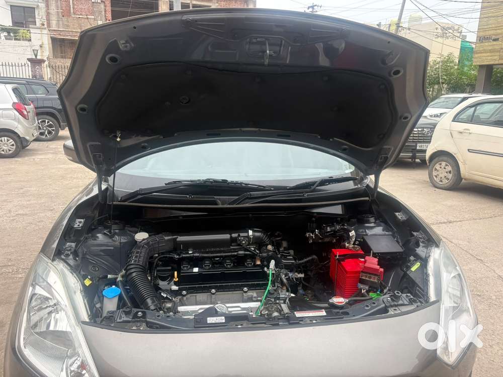 Maruti Suzuki Swift Vxi + Manual, 2023, Petrol