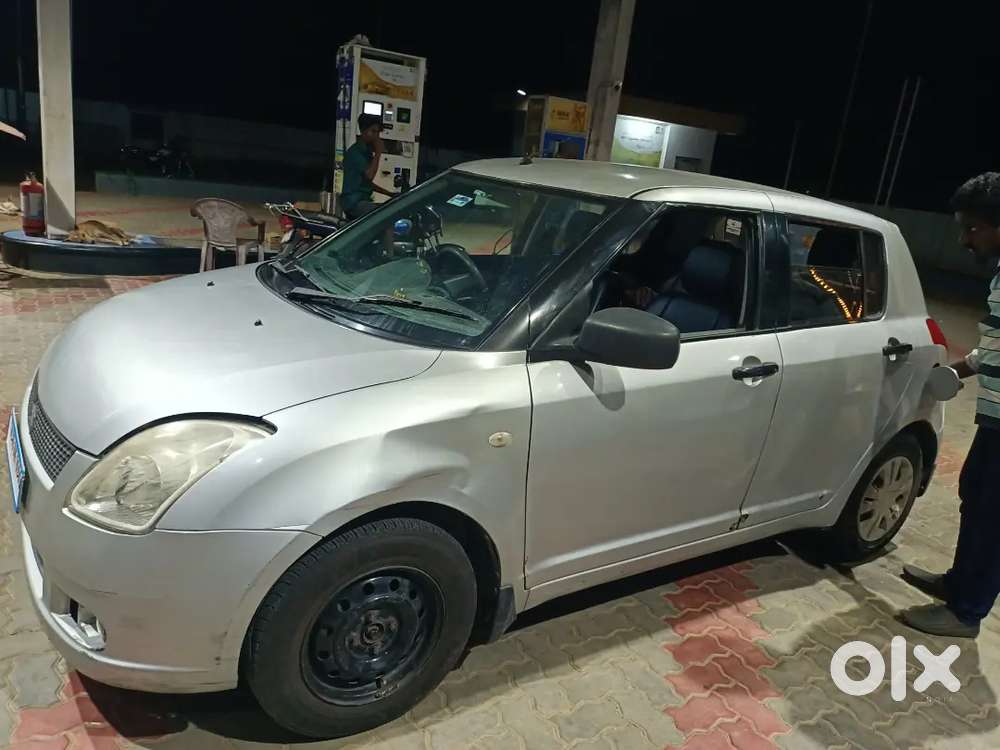 Marthi Suzuki Swift Petrol Modal 2005