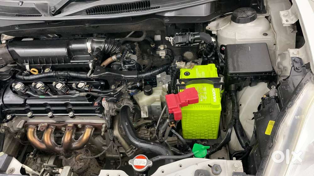 Maruti Suzuki Dzire 1.2 Zxi Amt, 2017, Petrol