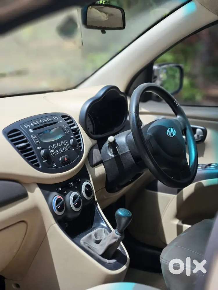 Hyundai Accent Gl 2010