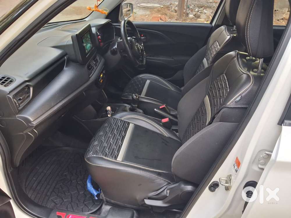 Maruti Suzuki Swift Vxi Optional, 2024, Petrol