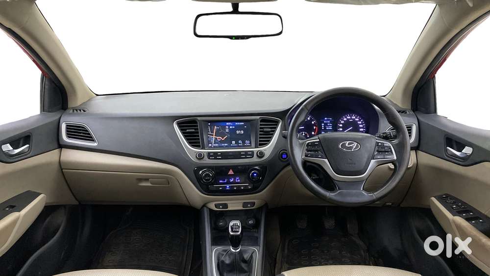 Hyundai Verna 1.6 Sx (o) Vtvt, 2019, Petrol