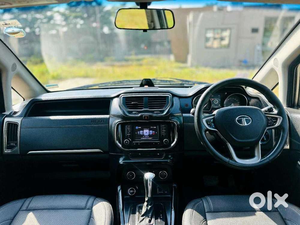 Tata Hexa 2.2 Xta 4x2 7 Str Dual Tone, 2017, Diesel