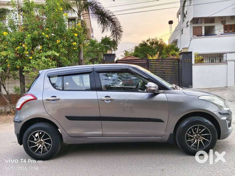 Maruti Suzuki Swift Vxi, 2015, Petrol