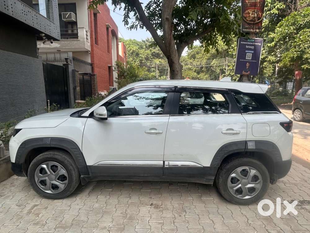 2025 Maruti Brezza Lxi  1st Owner  19,750 Km