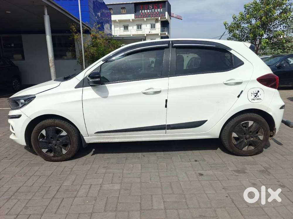 Tata Tiago 1.05 Revotorq Xt, 2025, Petrol