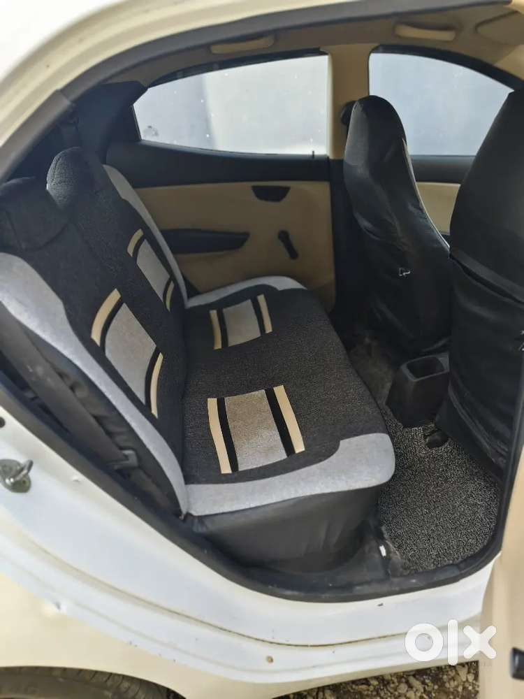 Hyundai Eon 2017. Exchange Me Dusri Gadi Bhi Chalengi