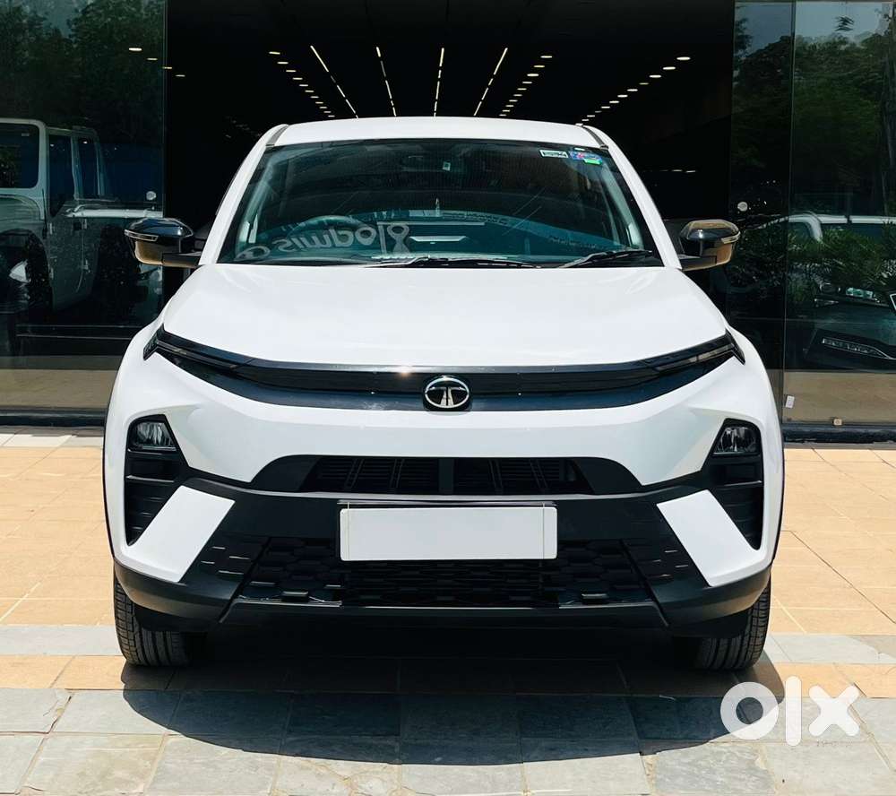 Tata Nexon Smart 1.2 Revotron Petrol 5 Mt, 2025, Petrol