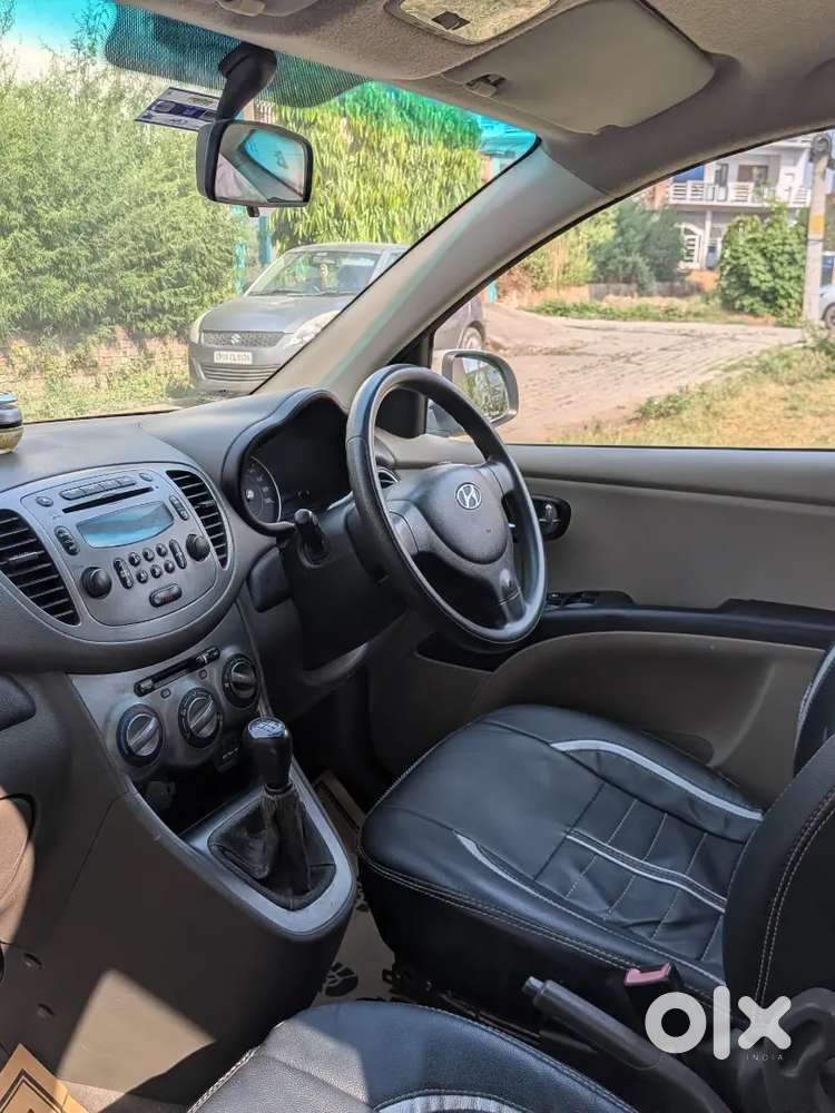 Hyundai I10 Sportz Petrol 2011 - Single Hand Driven
