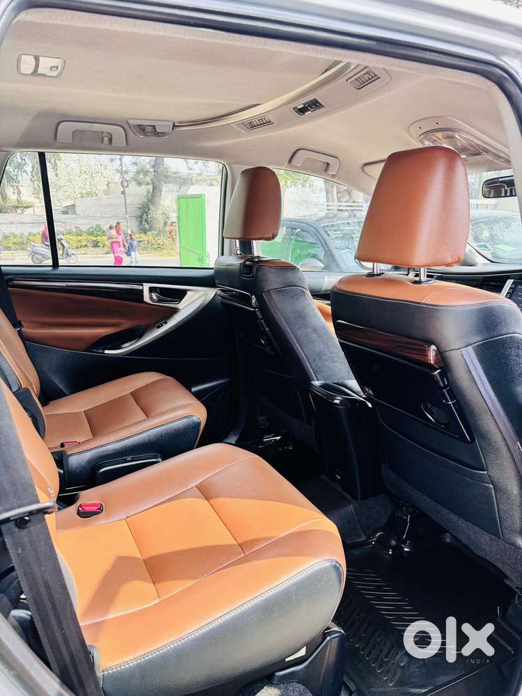 Toyota Innova Crysta Zx 2.4 Diesel 7 Seater, 2021, Diesel