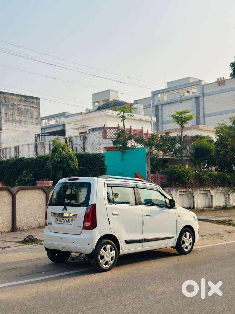 Maruti Suzuki Wagon R Vxi 1.0, 2017, Petrol