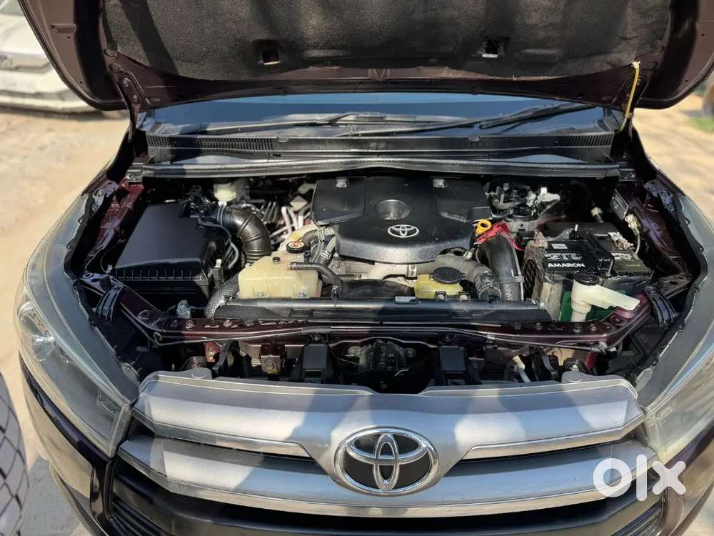 Toyota Innova Crysta 2.4zx. 2017