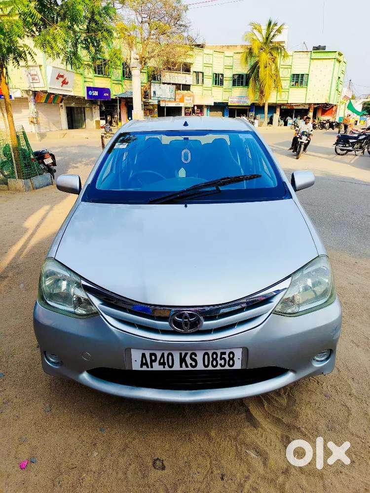 Toyota Etios 2011 Petrol 79000 Km Driven