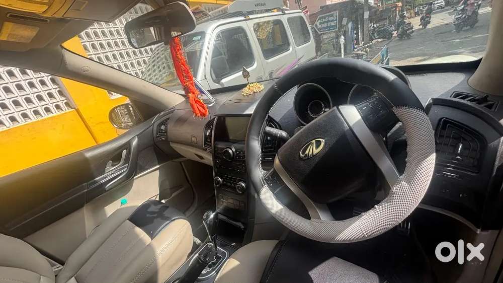 Mahindra Xuv500 Diesel 2016 Fourth Owner