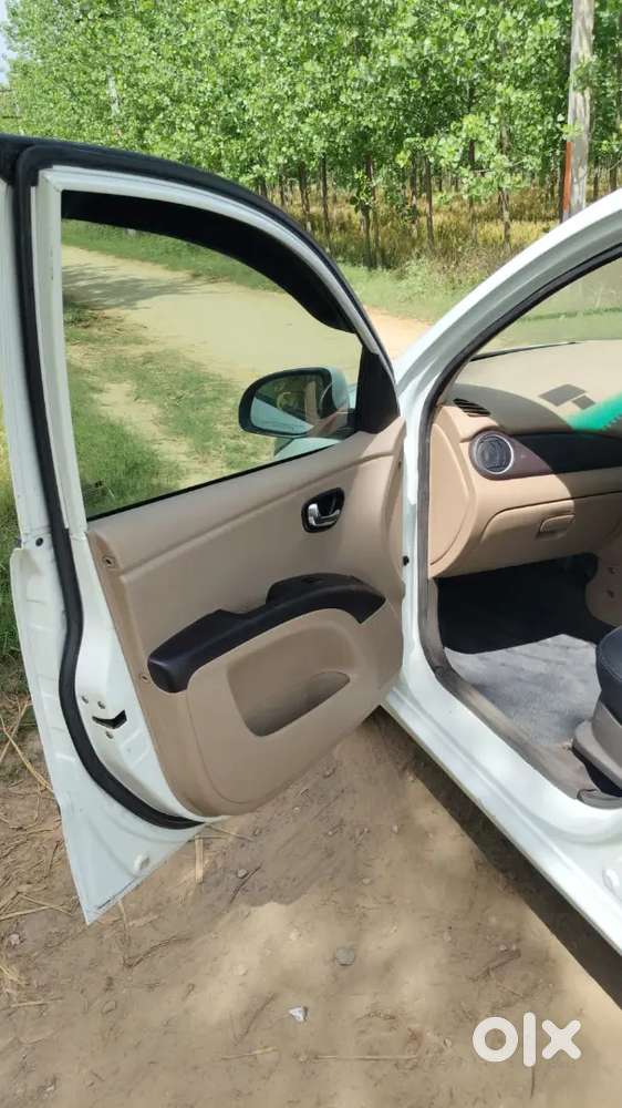 Hyundai I10 2012 Petrol 78000 Km Driven