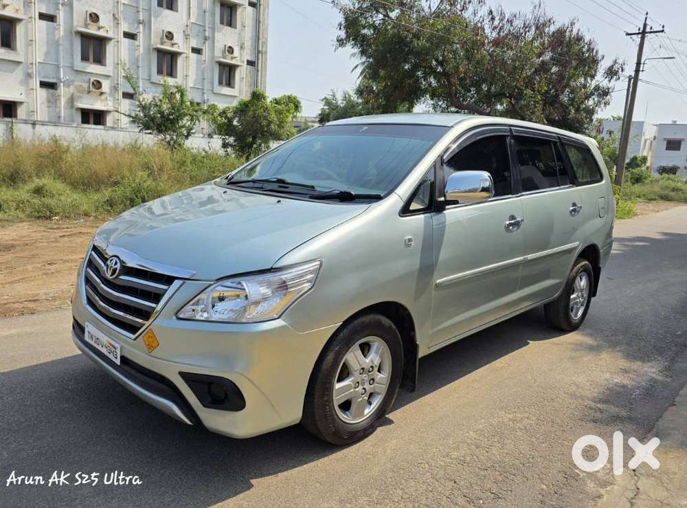 Toyota Innova 2009-2011 2.5 E 8 Str, 2008, Diesel