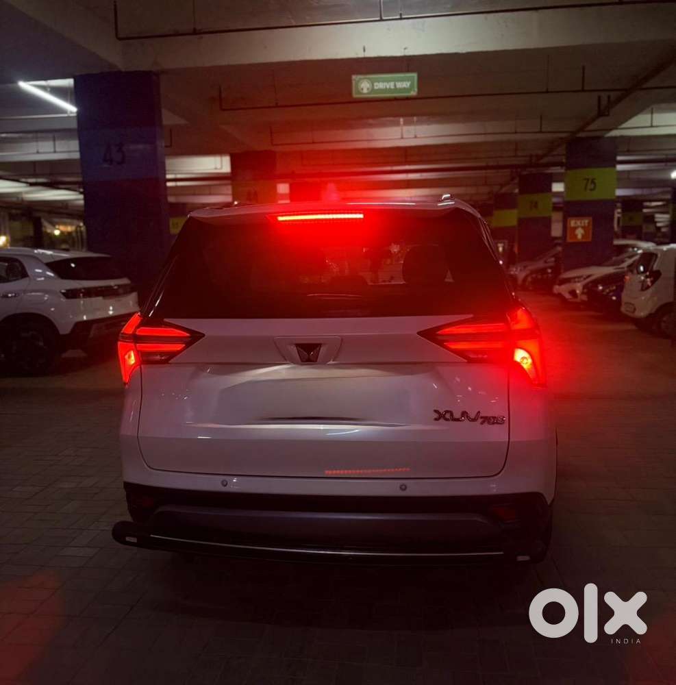 Mahindra Xuv700 2022 Diesel Well Maintained