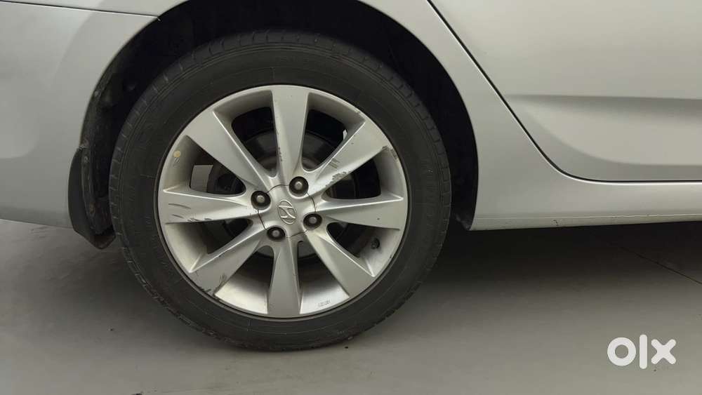 Hyundai Verna 2011-2014 1.6 Sx Vtvt (o) At, 2013, Petrol