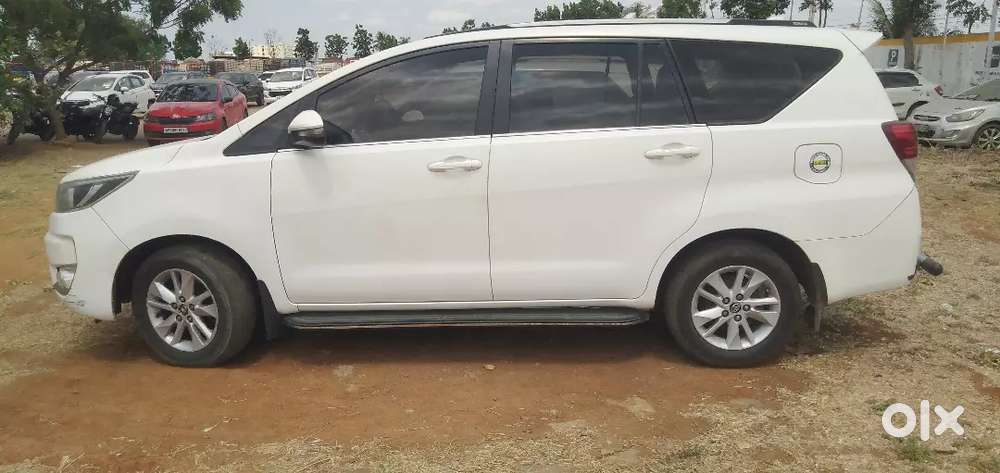 Toyota Innova Crysta 2.4 G 2017 Diesel 150000 Km Driven
