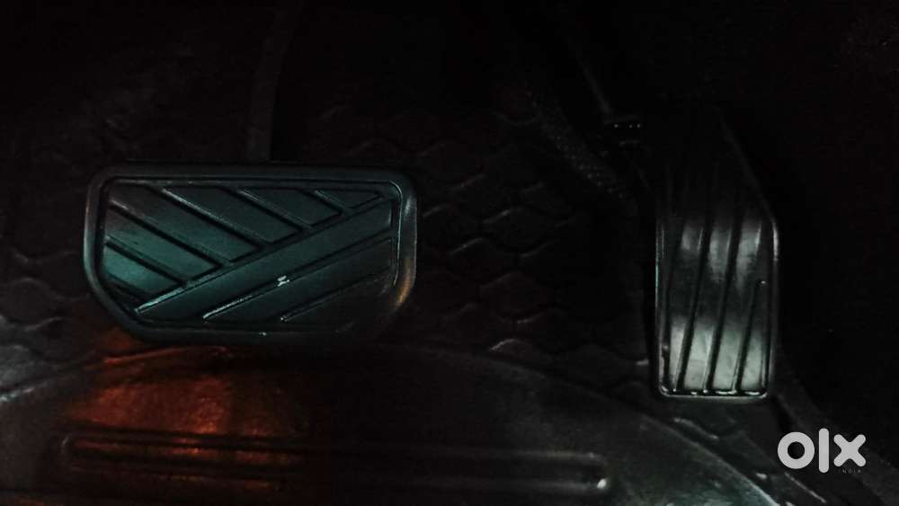 Maruti Suzuki Baleno 1.2 Cvt Zeta, 2017, Petrol