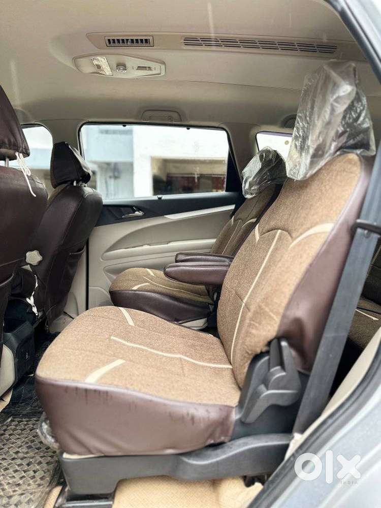 Mahindra Marazzo M8, 2019, Diesel