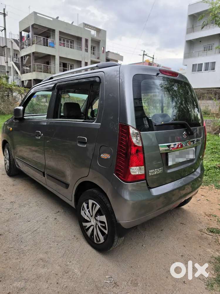 Maruti Suzuki Wagon R 2013 Petrol Well Maintained