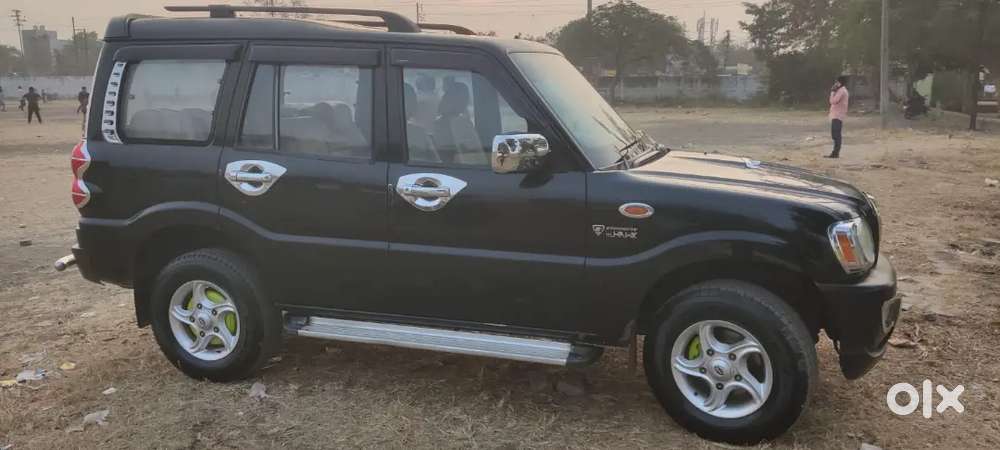 Mahindra Scorpio Classic Diesel 2010