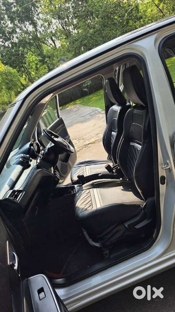 Maruti Suzuki Swift Zxi Plus Amt Dual Tone, 2022, Petrol