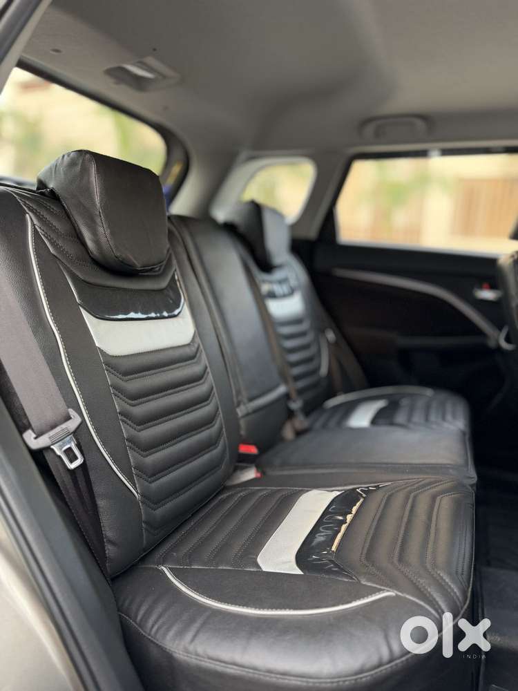 Maruti Suzuki Brezza 1.5 Zxi At Smart Hybrid, 2025, Petrol