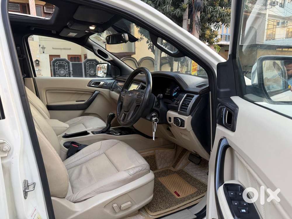 Ford Endeavour 3.2 Titanium At 4x4, 2017, Diesel