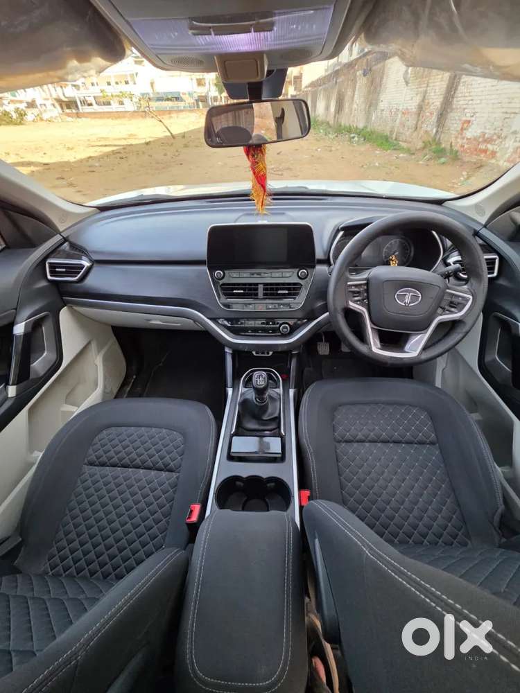 Tata Safari 2.0 Kryotec Xt Plus Dark Edition, 2022, Diesel