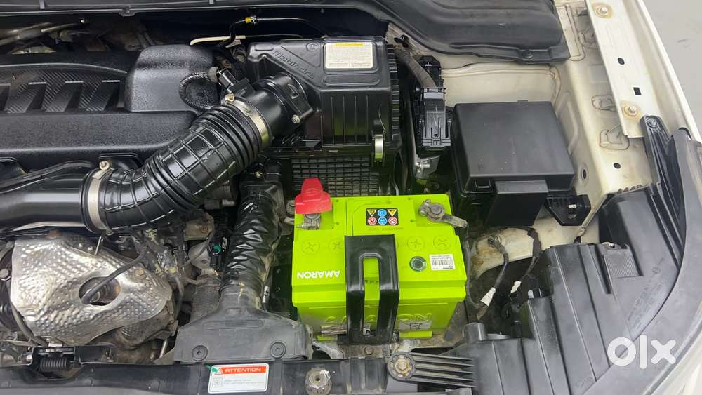 Mahindra Xuv300 W8 (o) 1.5 Diesel Amt, 2022, Diesel