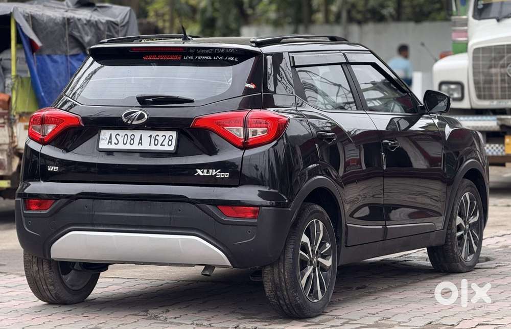 Mahindra Xuv300 W8 Option, 2021, Petrol