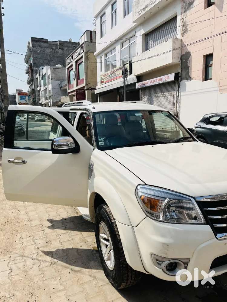 Ford Endeavour Genuine Condition  Passing 2030
