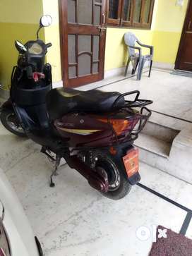 Scooty under 10000 online olx