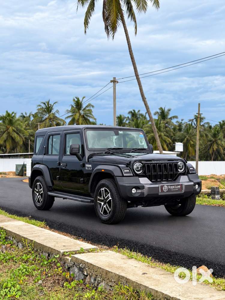 Mahindra Thar Roxx Mx5 Petrol At 2wd, 2025, Petrol