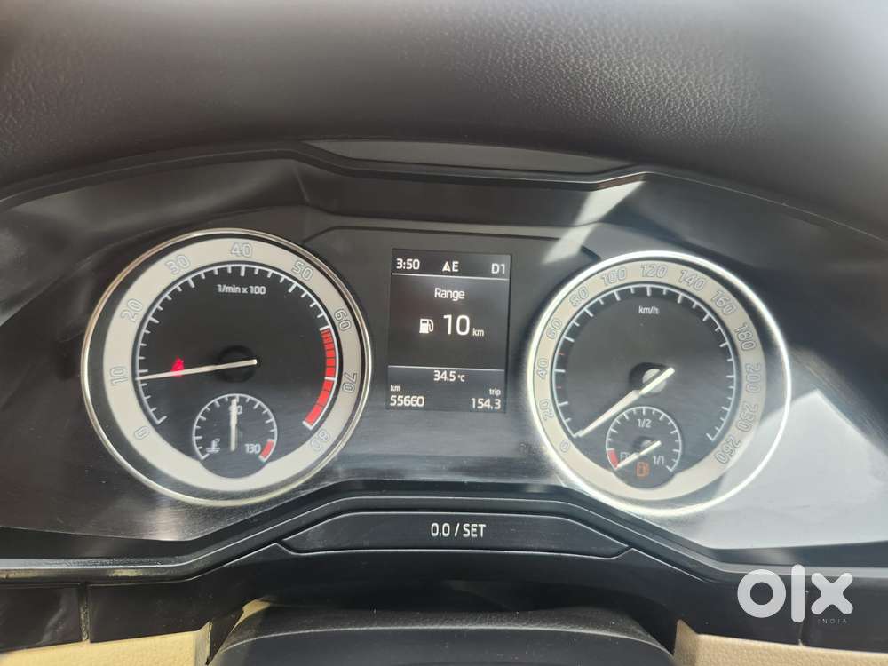 Skoda Superb Lk 1.8 Tsi At, 2019, Petrol