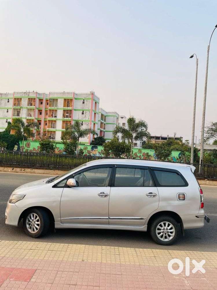 Toyota Innova 2.5 V 7 Str, 2015, Diesel
