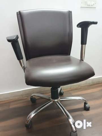 Faux leather desk online chair