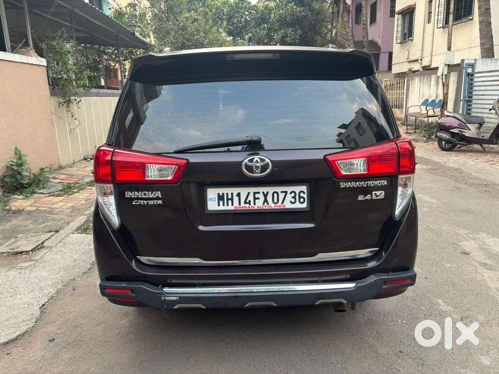 Toyota Innova Crysta 2017 Diesel 168000 Km Driven
