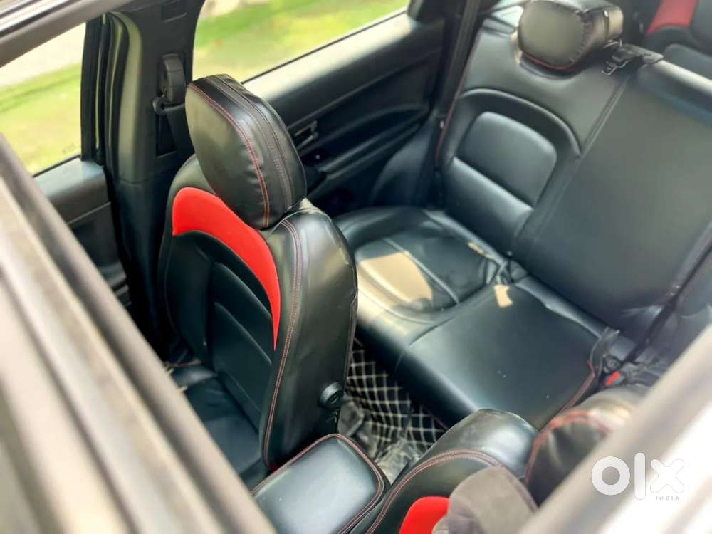 Tata Safari Pure Plus S Dark Edition, 2024, Diesel