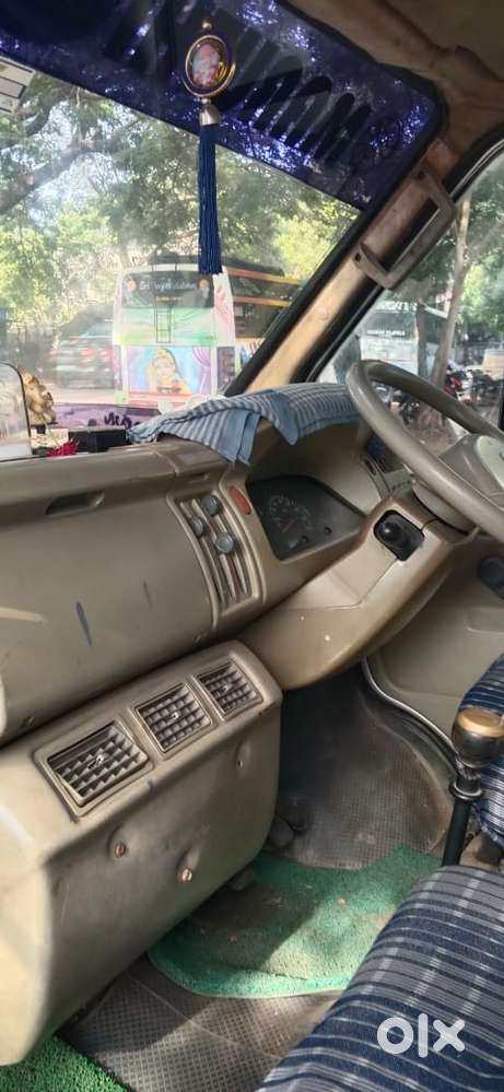 Tata Winger Maxi Cab
