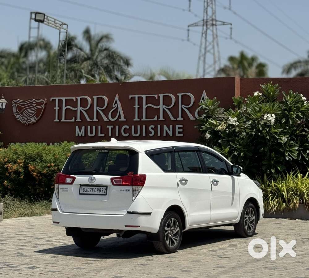 Toyota Innova Crysta 2.4 V 7 Str, 2023, Diesel