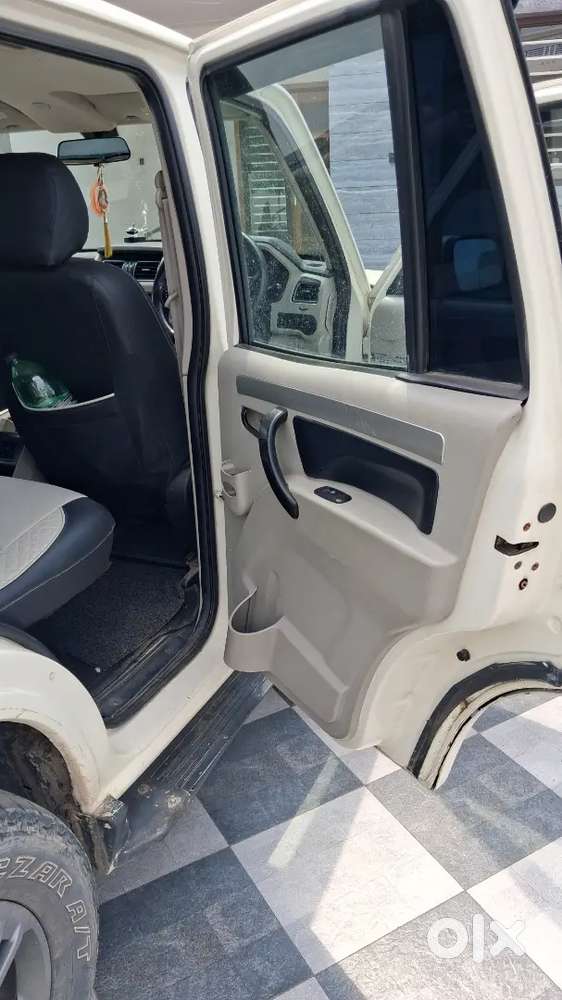 Mahindra Scorpio 2015 Diesel 122000 Km Driven