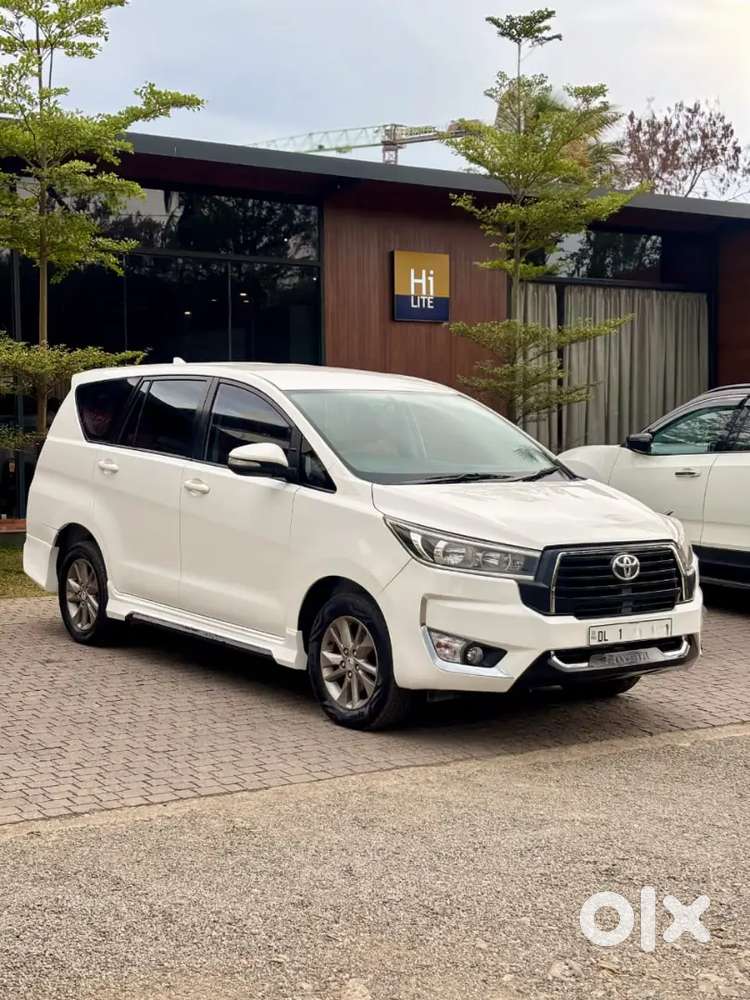 Toyota Innova Crysta 2017 Diesel 22300 Km Driven