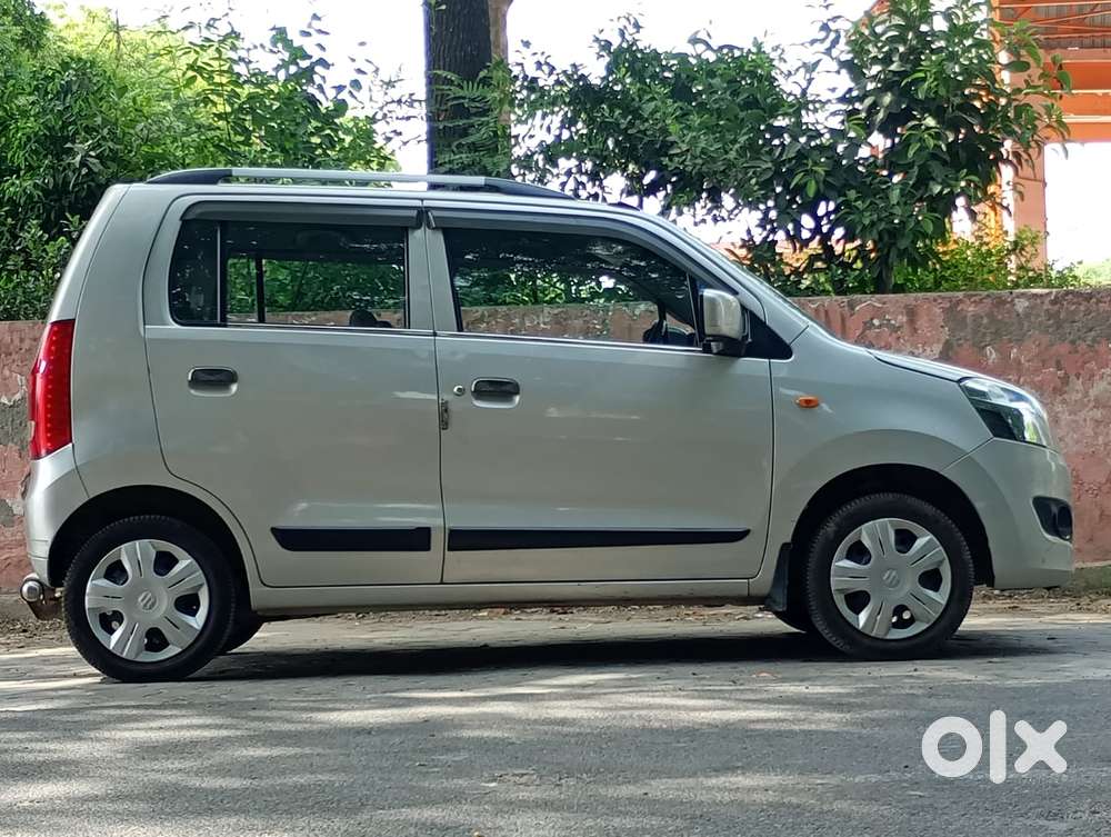 Maruti Suzuki Wagon R 1.0 2015-2019 Vxi Amt, 2017, Petrol