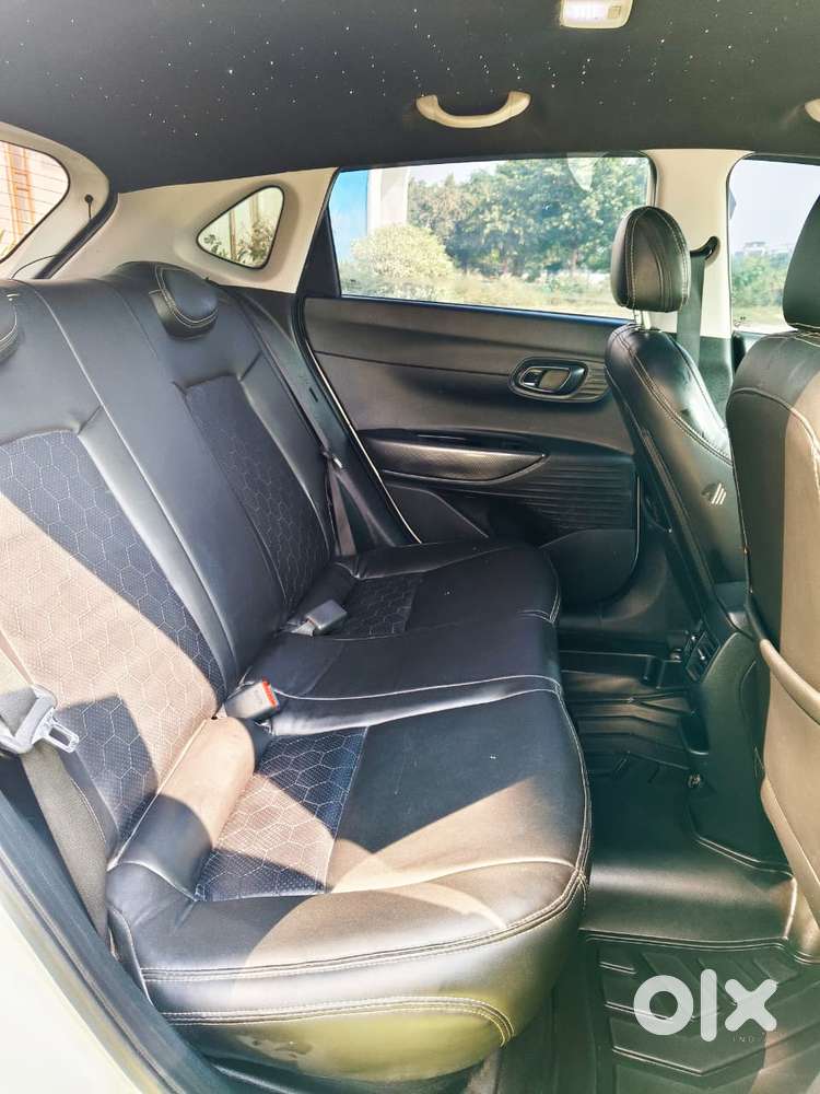 Hyundai I20 Sportz 1.2 Ivt, 2023, Petrol