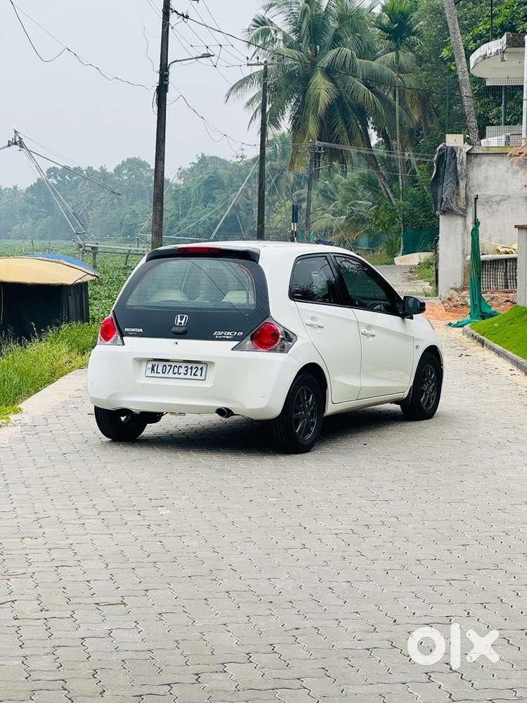 Honda Brio Petrol Well Maintained
