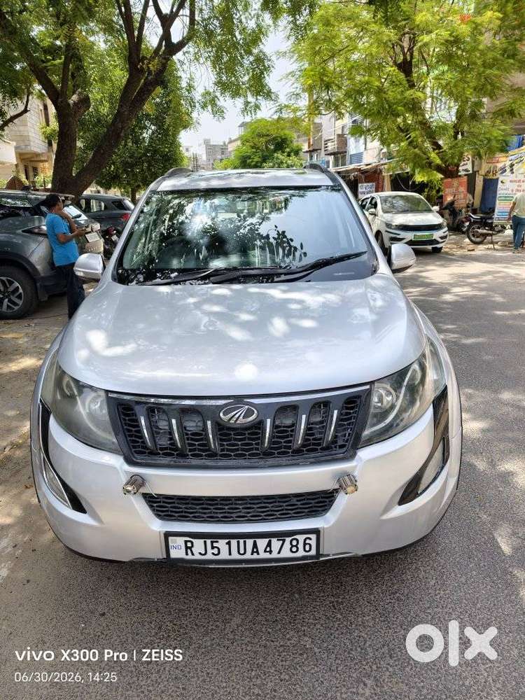 Mahindra Xuv500, 2017